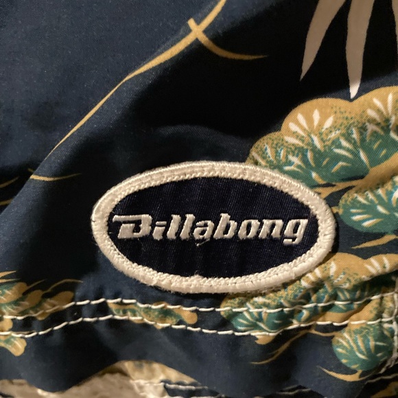 Vintage Billabong Board shorts - Picture 2 of 9